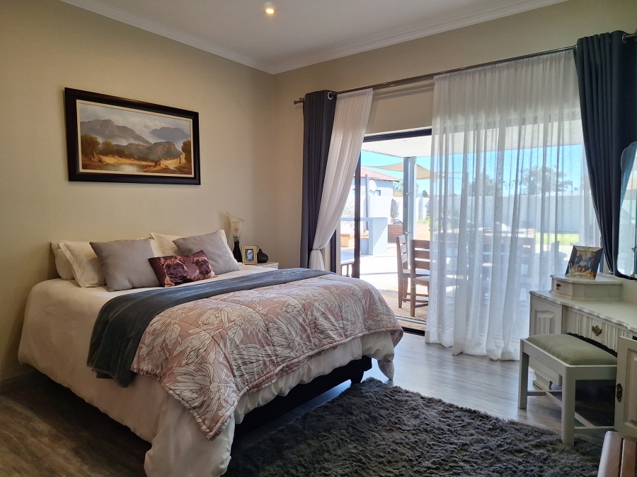 4 Bedroom Property for Sale in Memel Free State